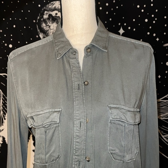 American Eagle Button Down Shirt - Picture 9 of 10